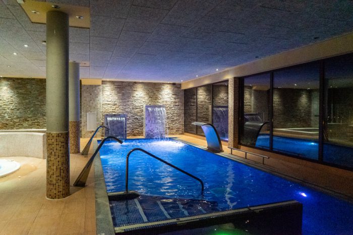 Spa del Hotel Rural de los Nogales de noche