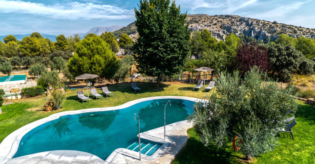 Vista de la Piscina del Hotel Rural Los Nogales