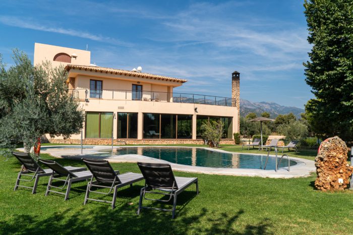 Vistas desde la pisicna del Hotel Rural Los Nogales